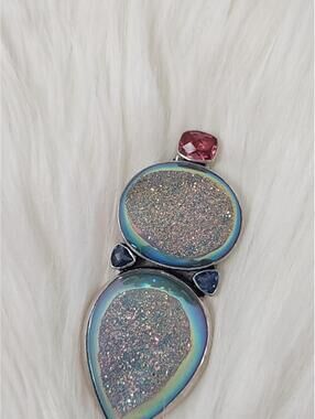 Amy Kahn Russell AKR Sterling Rainbow Druzy Pin Pendant 36.8